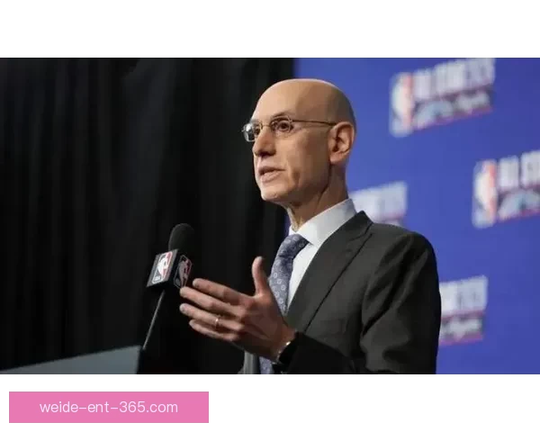 萧华回应65场评奖规则未改动 坚持其有效性原则